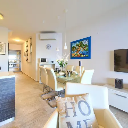 Gorgeous In Krk With Outdoor Swimming Pool Holiday home