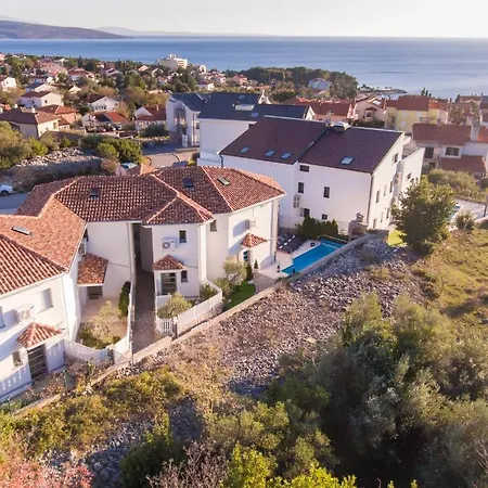 Gorgeous In Krk With Outdoor Swimming Pool Holiday home *