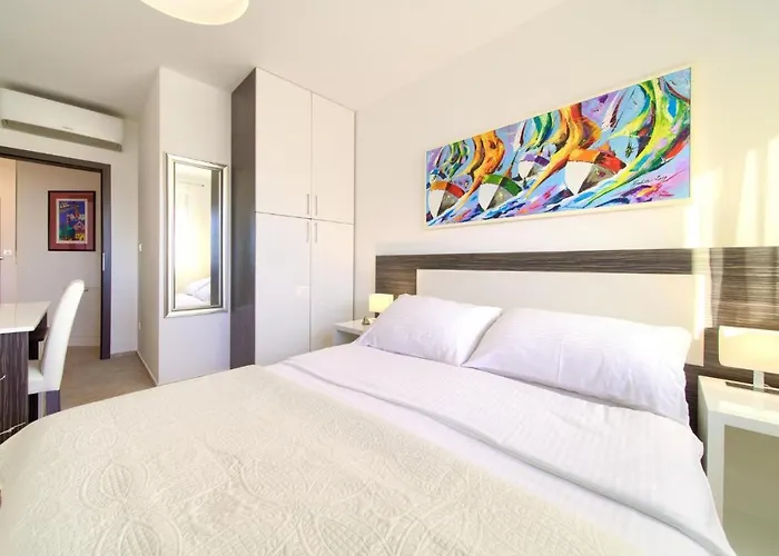 Beautiful In Krk 度假居 *